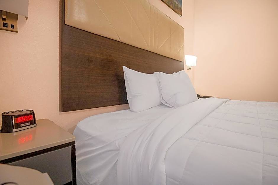 OYO Hotel Adairsville Calhoun South I-75