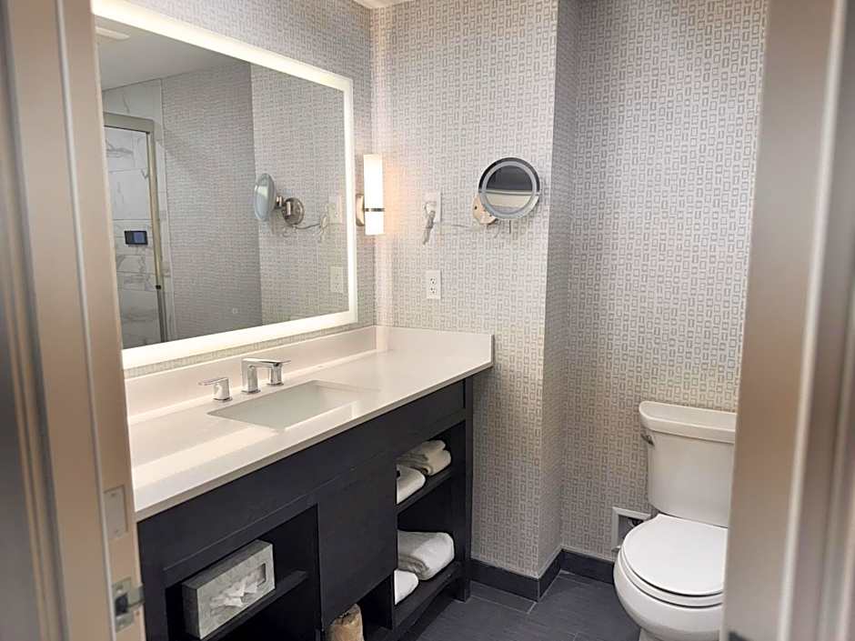 Clayton Plaza Hotel