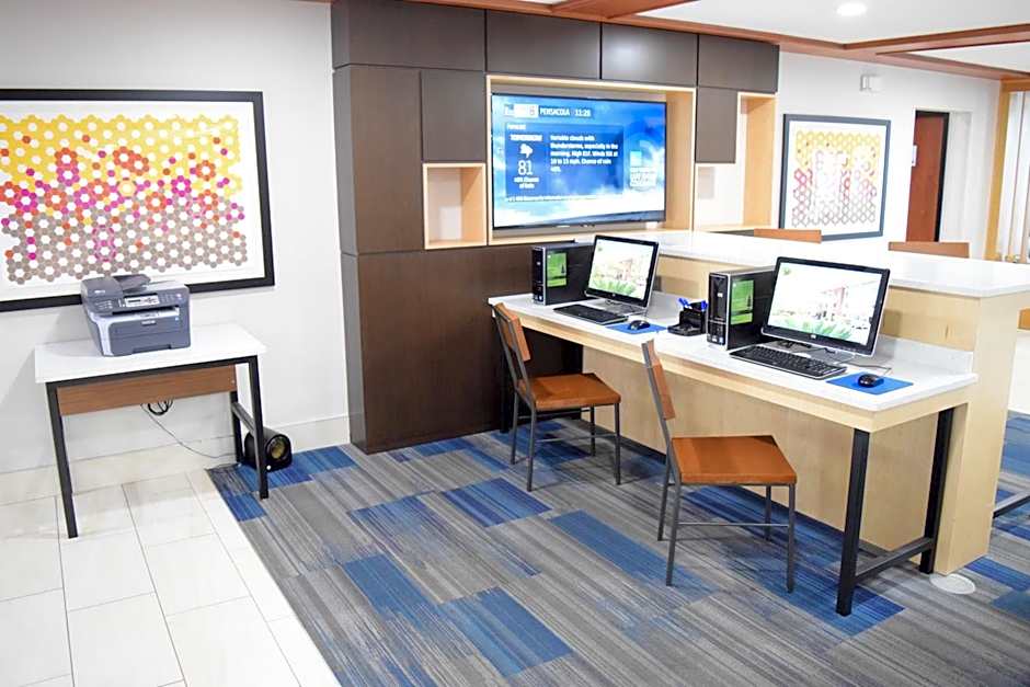 Holiday Inn Express Hotel & Suites Pensacola West I-10 By IHG