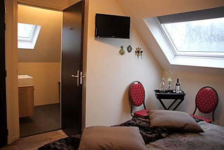 Deluxe Double Room with Bath