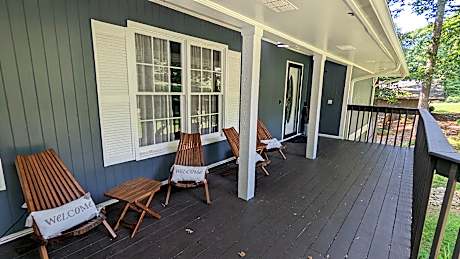 Colony Suite