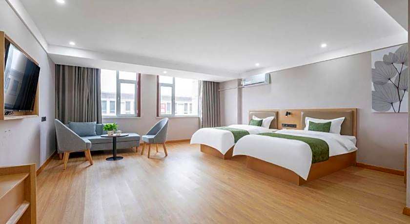 Green Tree Inn Express Weifang Zhucheng Longyuan Shangcheng