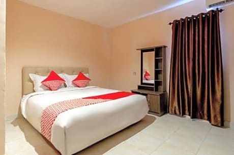 OYO 2895 Paranginan Residence