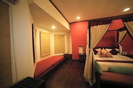 Grand Deluxe Double Room