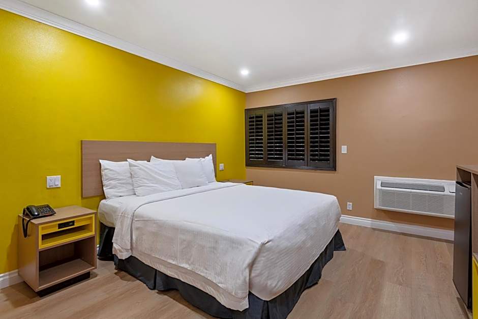 Hotel H-Wood
