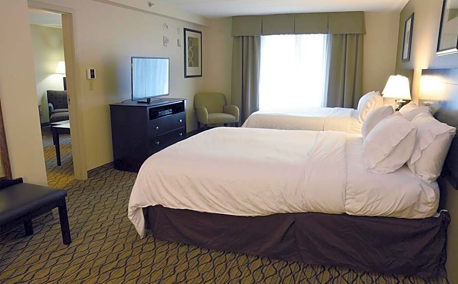 Holiday Inn Express Milford By IHG