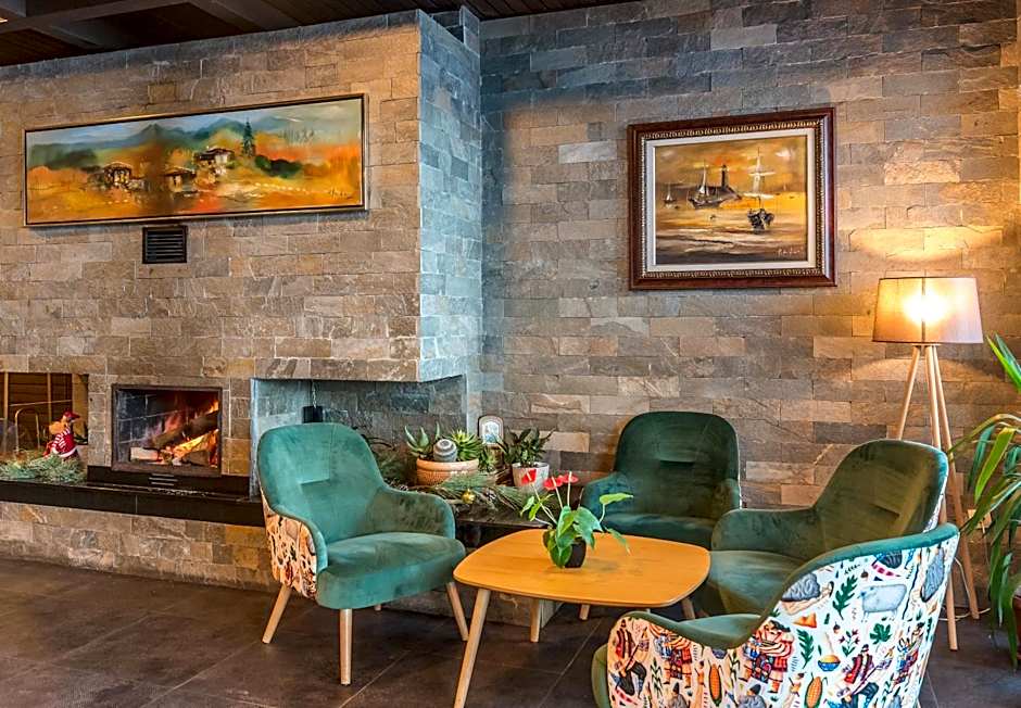 St.George Ski & Holiday