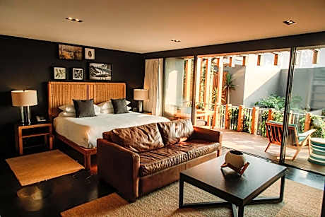 Superior King Suite