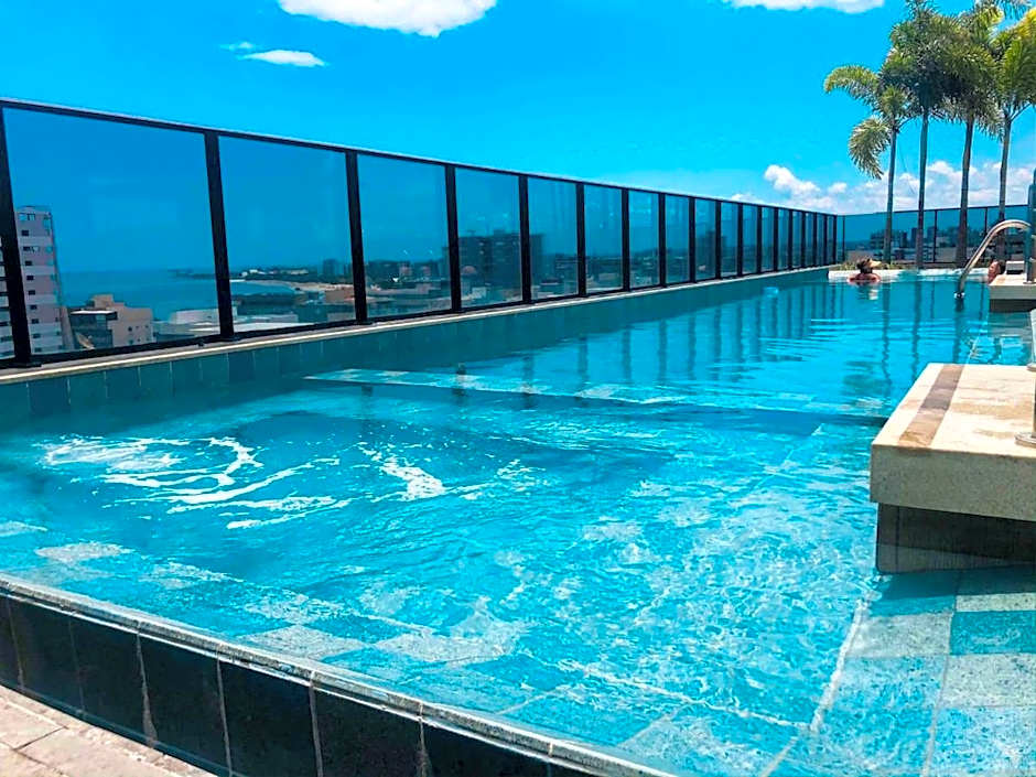 TIME - 718 · TIME - Luxo e sofisticação na praia de Ponta Verde