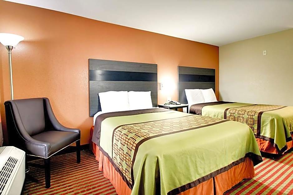 Key West Inn - Millbrook