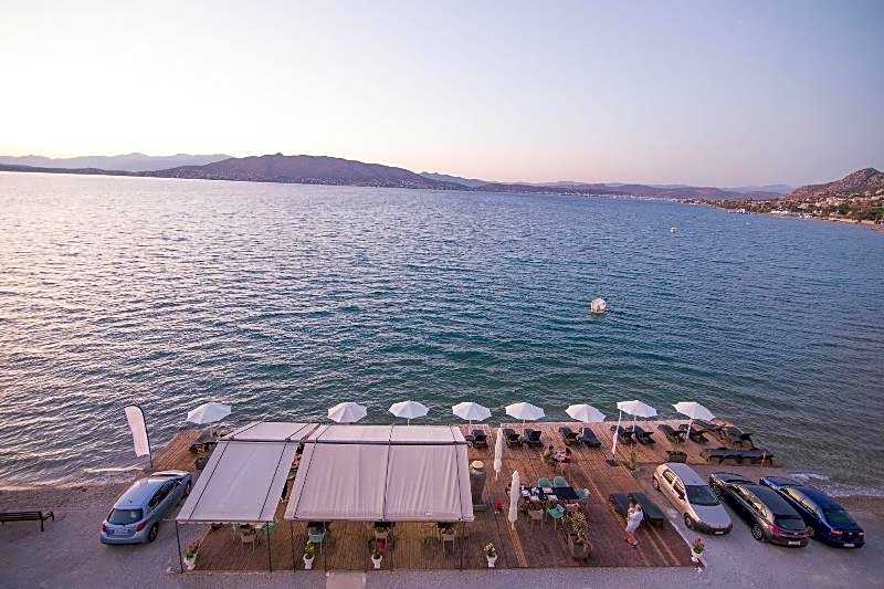 Aianteion Bay Luxury Hotel & Suites