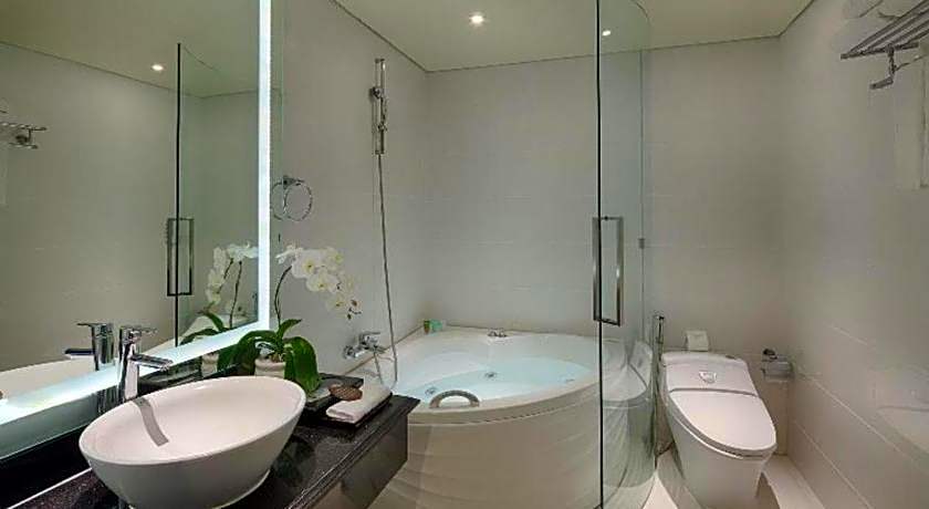 Grand Silverland Hotel – Ho Chi Minh City, 