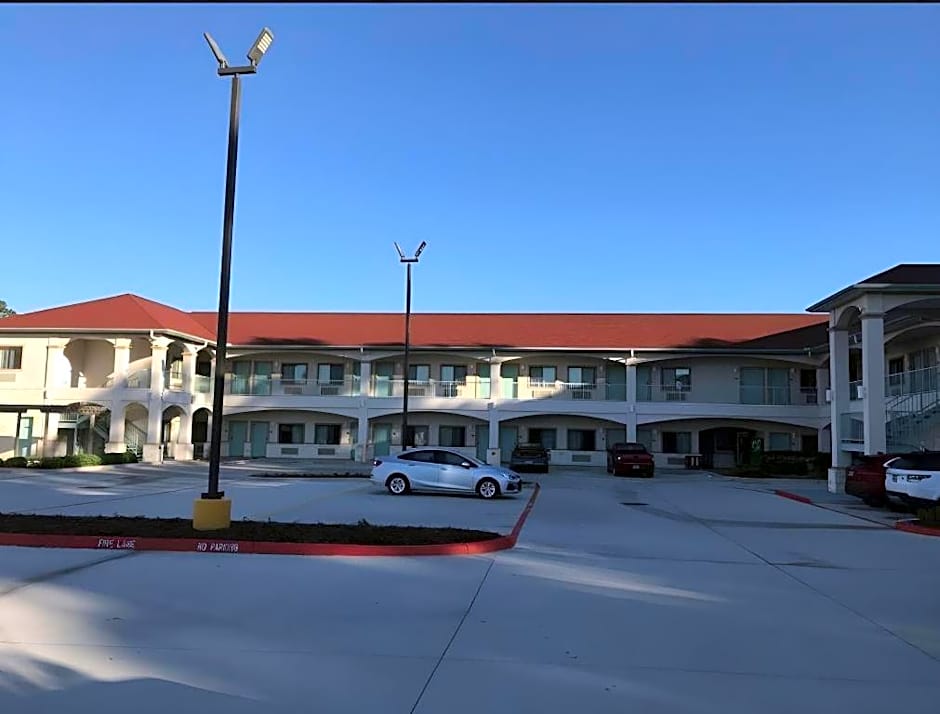 Americas Best Value Inn & Suites IAH Airport North