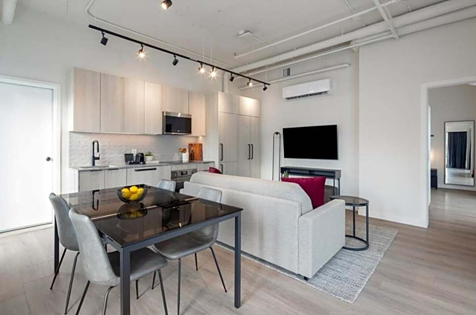 Steveston Waterfront Hotel