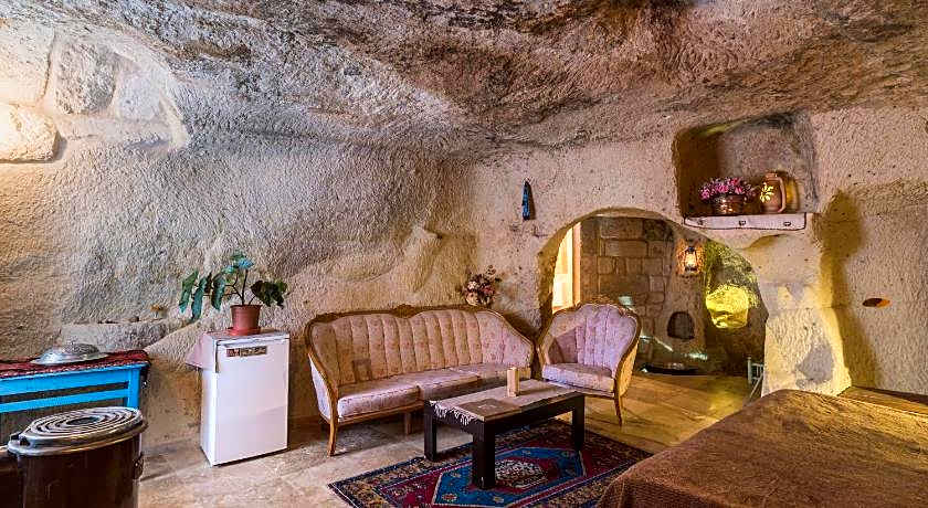Atilla's Cave Hotel