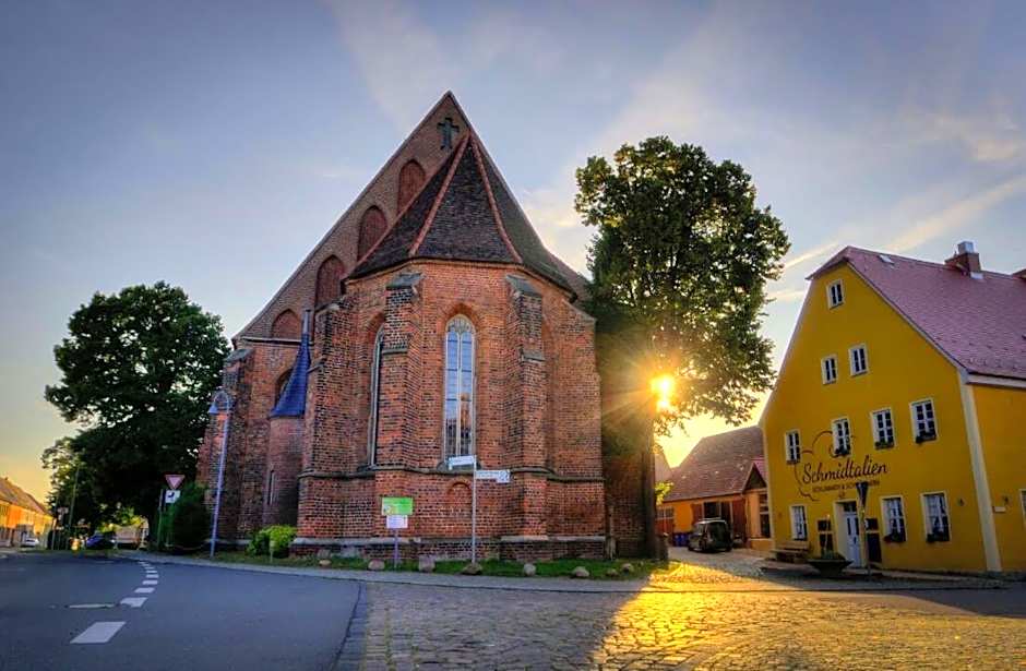 Schmidtalien Schlemmen und Schlummern