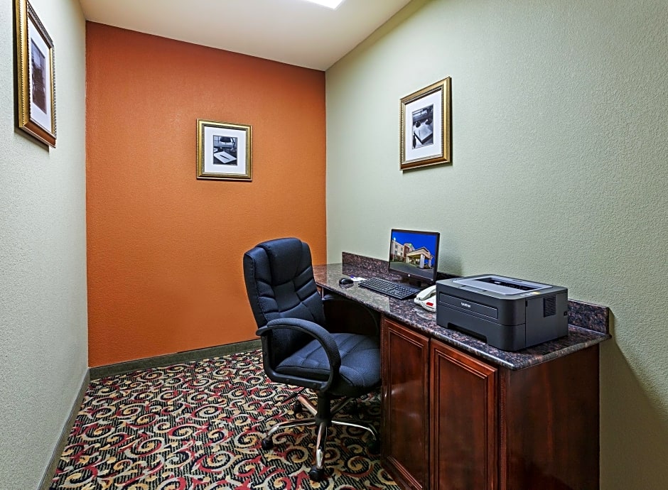 Holiday Inn Express Hotel & Suites Amarillo East By IHG