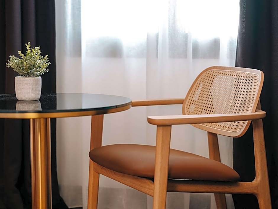 Marty Hotel Bordeaux, Tapestry Collection by Hilton