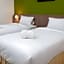 Soontree House Hotel