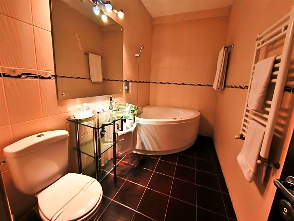 Hotel Magic GT Trivale