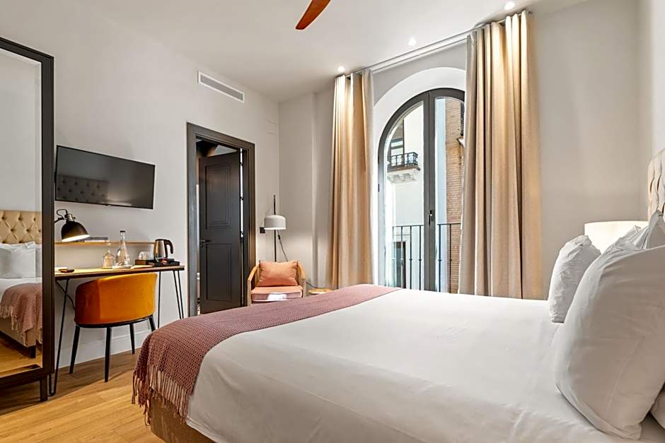 Casa Alhaja by Shiadu