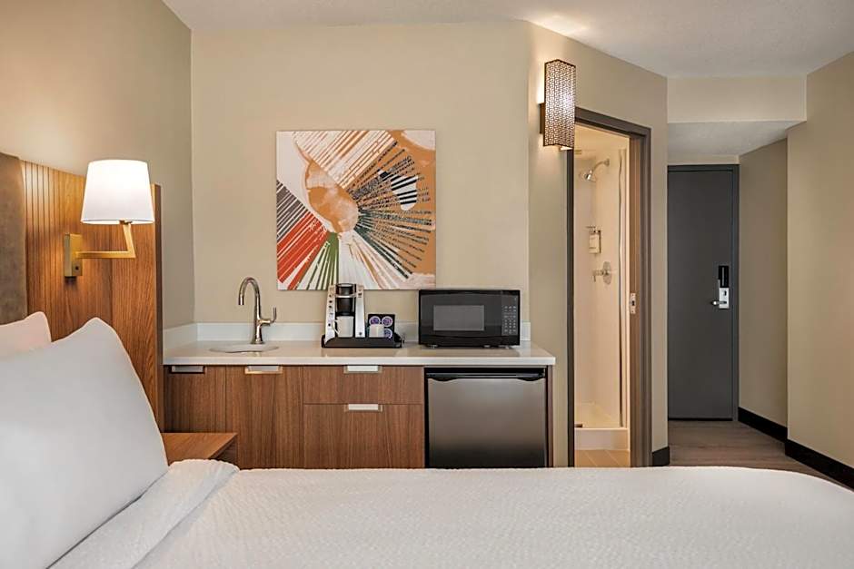 Holiday Inn & Suites Vancouver Downtown By IHG