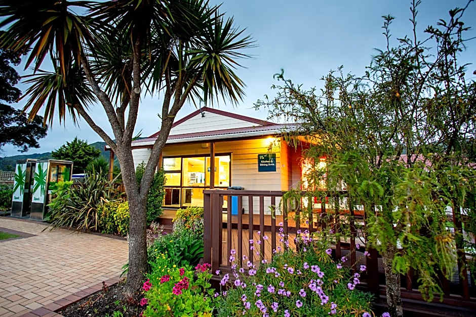 Wellington TOP 10 Holiday Park