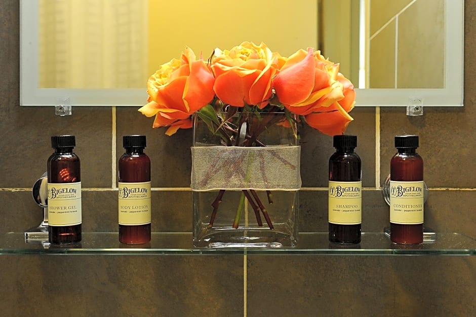 Washington Jefferson at Times Square