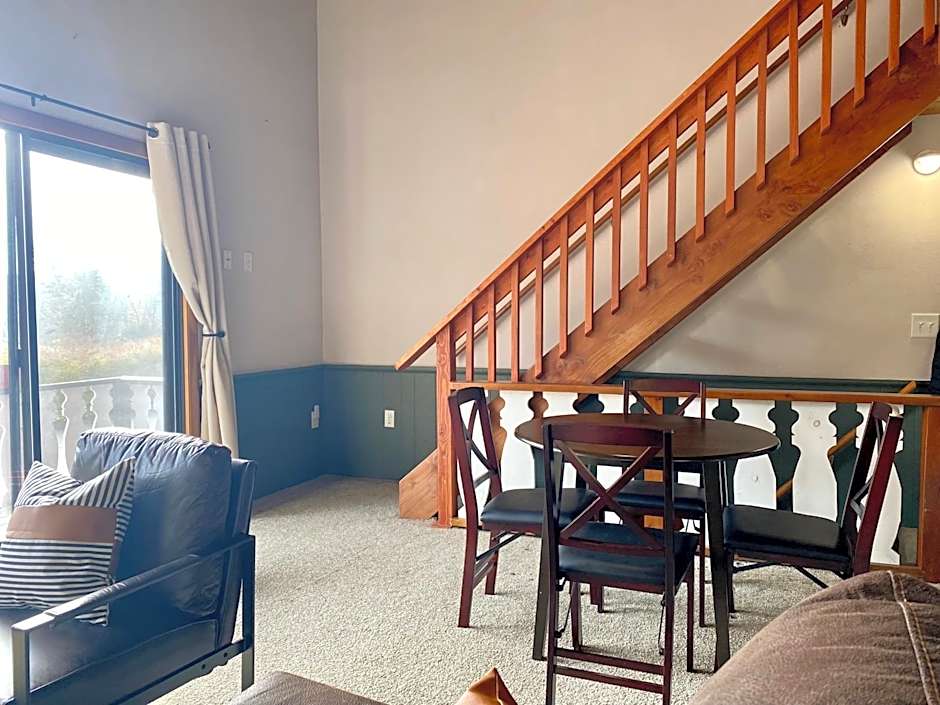 White Mountain Escape - Ski Attitash