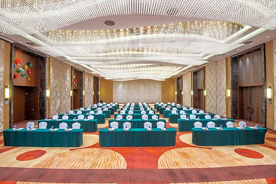 Holiday Inn Nantong Oasis International By IHG