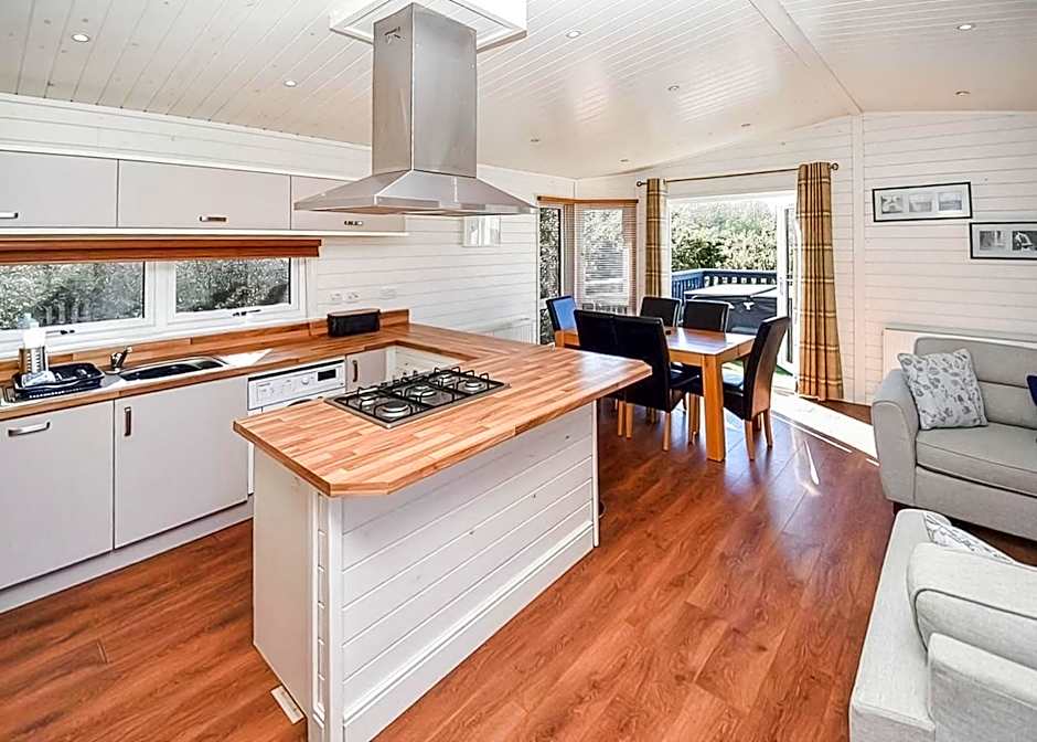 Warren Lodges