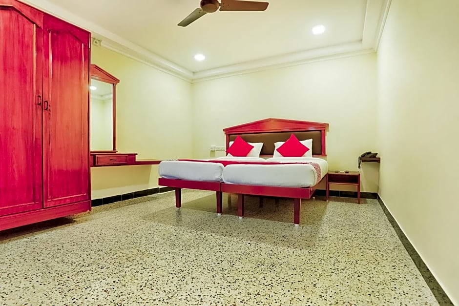 OYO Flagship 30746 Hotel Sakthi Park