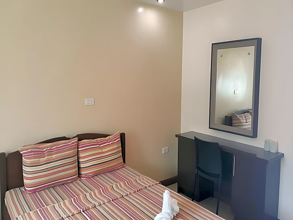 Apartelle De Francesca