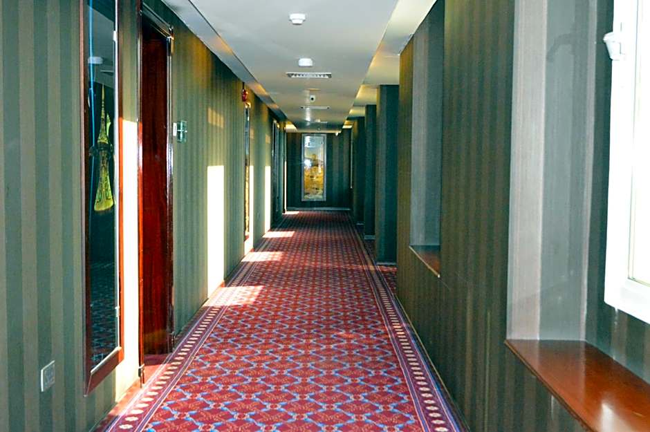 Ramee Guestline Hotel