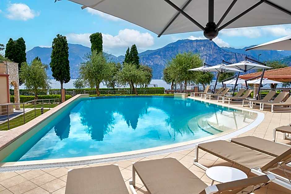 June Stay Lake Garda