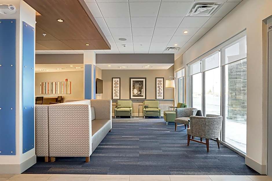 Holiday Inn Express and Suites Lockport By IHG
