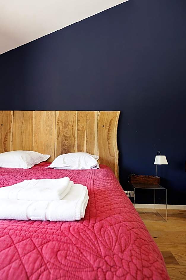 La Glacière, ostalarià agricol