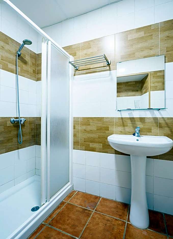 Hotel Carlos V Jerez by Vivere Stays