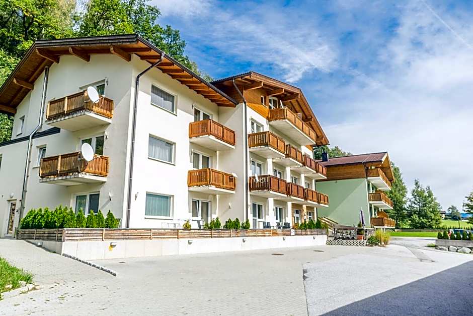 Praga Apartments & Restaurant Zell am See-Kaprun