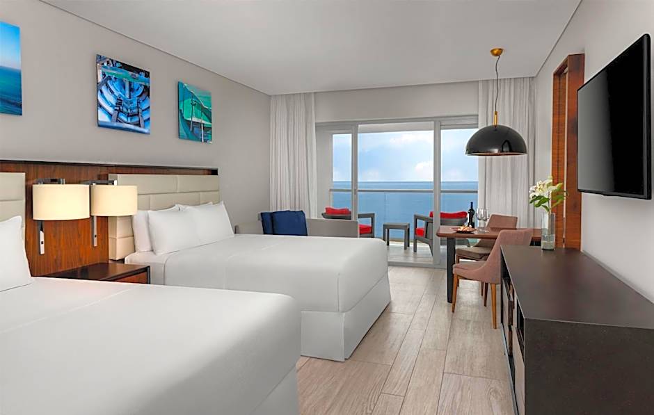 Photo 1 of 1 of 2 Queen Beds, Ocean front