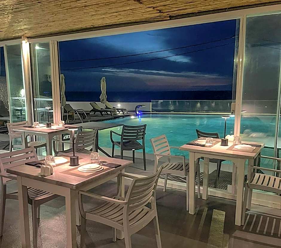 SerenitÃ  Luxury Suites