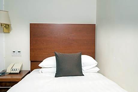 Small Standard Single Room with Walk-In Shower - Non-Smoking