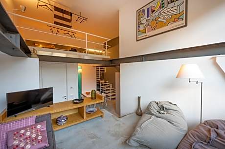Loft 19