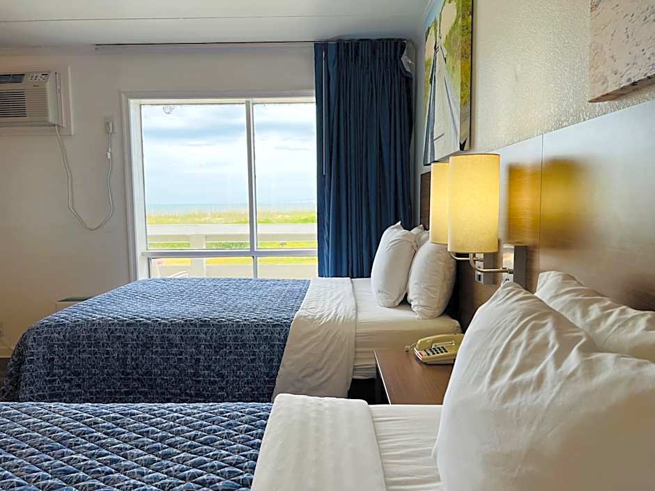 Photo 1 of 3 of 2 Double Beds, Ocean View