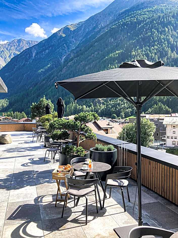 Hotel Alpina Sölden - Adults Only