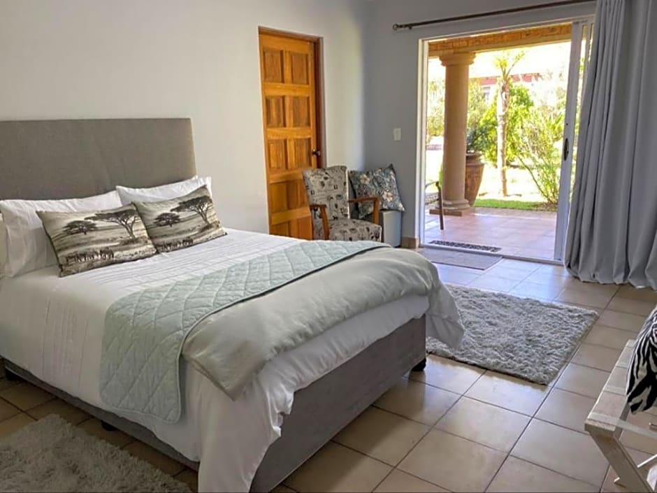 Tamarisk Guest Lodge