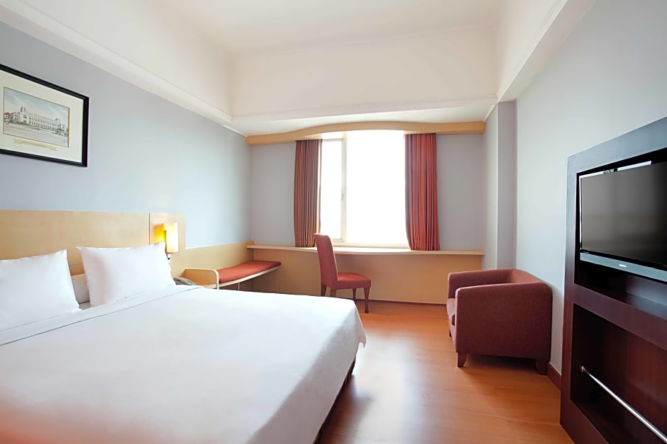 Horison Arcadia Surabaya