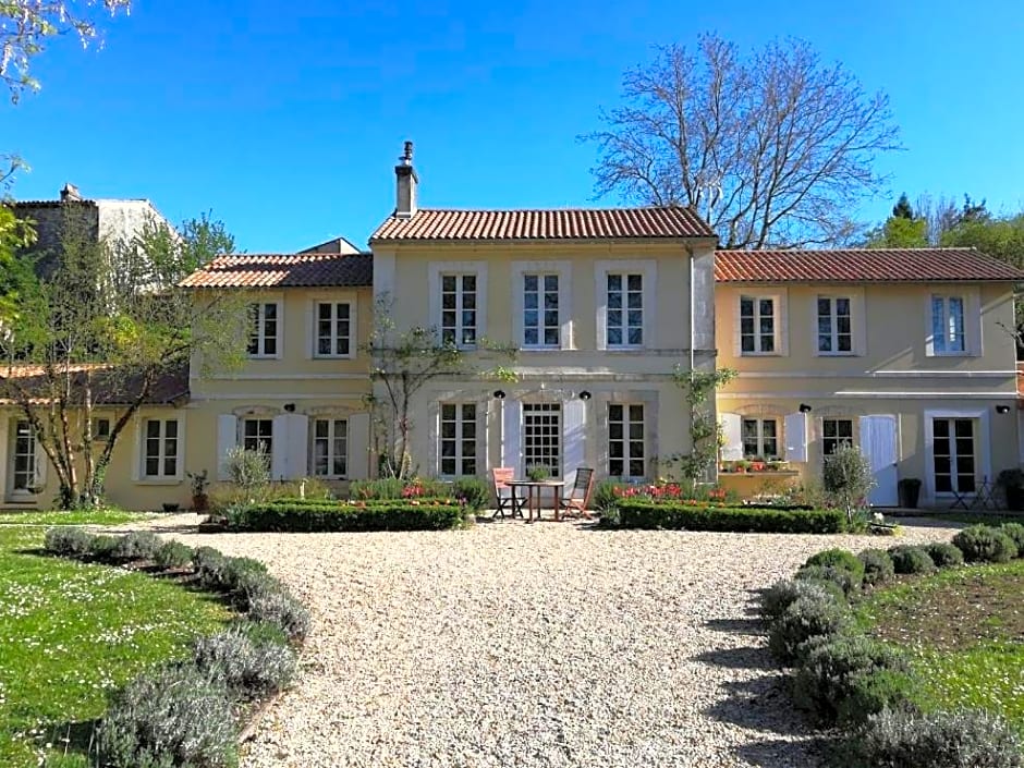 Le Domaine Des Platanes