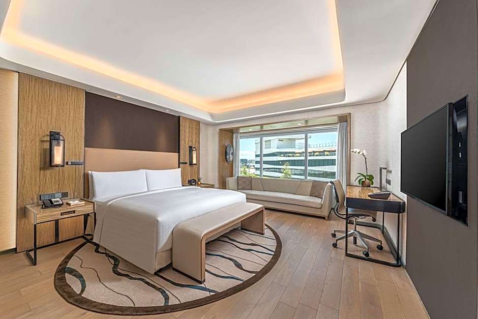 Premier 1 Bedroom Suite — 6 fotoğraftan 1. fotoğraf