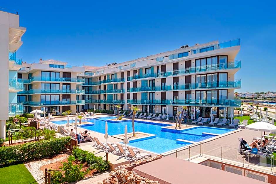 Aparthotel Ferrer Skyline